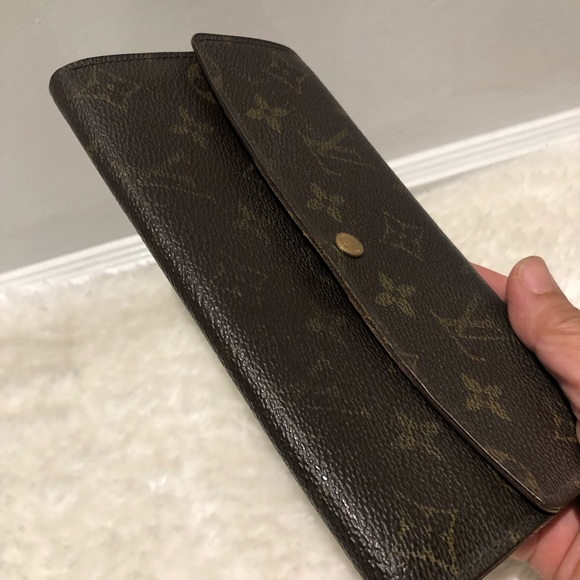 Louis Vuitton Long Wallet - Picture 4 of 12